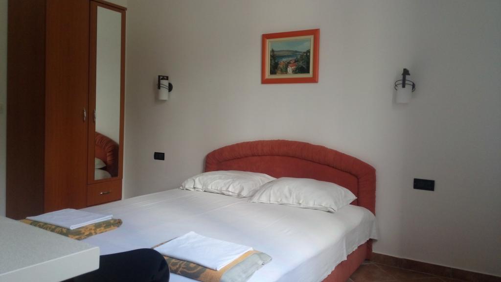 Apartmani Luka Herceg Novi Eksteriør bilde